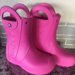 Crocs rain boots size 1 kid pink